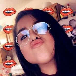 Meet your Posher, Daniela